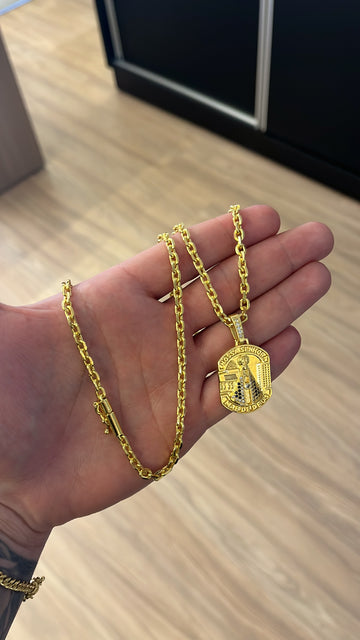 Cadeado de quina 4mm + Pingente Nossa Senhora Cravejado - Banhado a ouro 18k