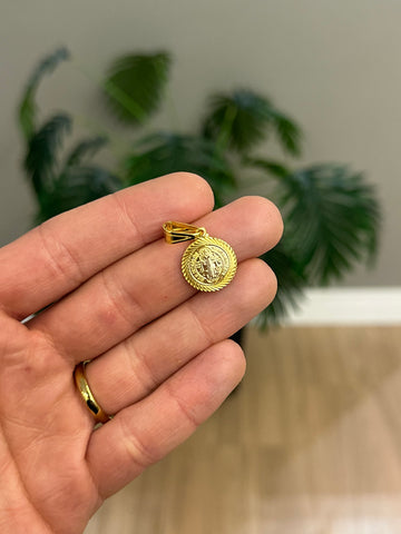 PINGENTE SÃO BENTO PEQUENO - BANHADO A OURO 18K