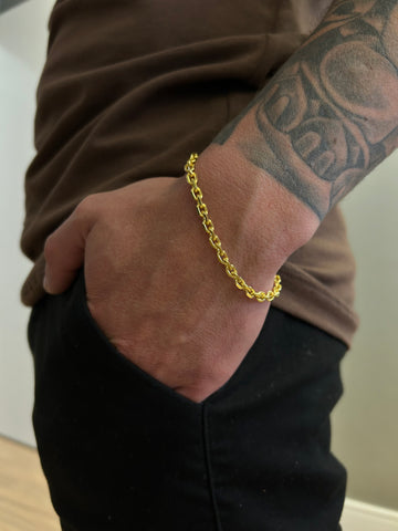 Pulseira Cadeado de Quina 4mm - Fecho bomba - Banhado a ouro 18k