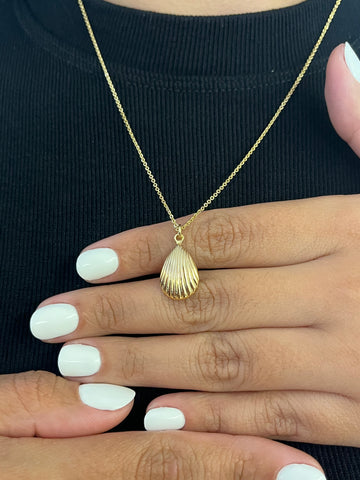 Colar cadeado 1,2mm + Pingente Concha - 45cm - Banhado a ouro 18k