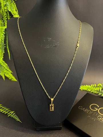 Corrente Cadeado alongado 1mm + Pingente Cruz vazada MINI - Banhado a ouro 18k