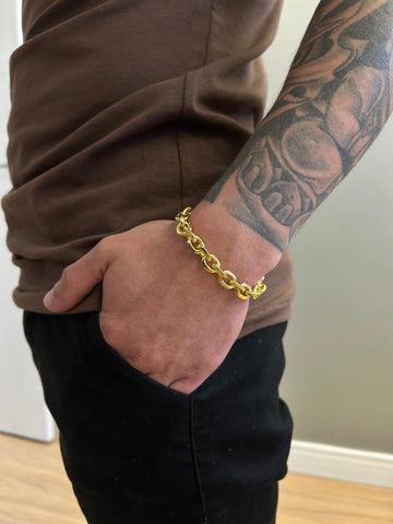 Pulseira Cadeado de quina 8mm - Fecho gaveta - Banhado a ouro 18k