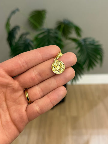 PINGENTE ESTRELA DE DAVI REDONDO PEQUENO - BANHADO A OURO 18K