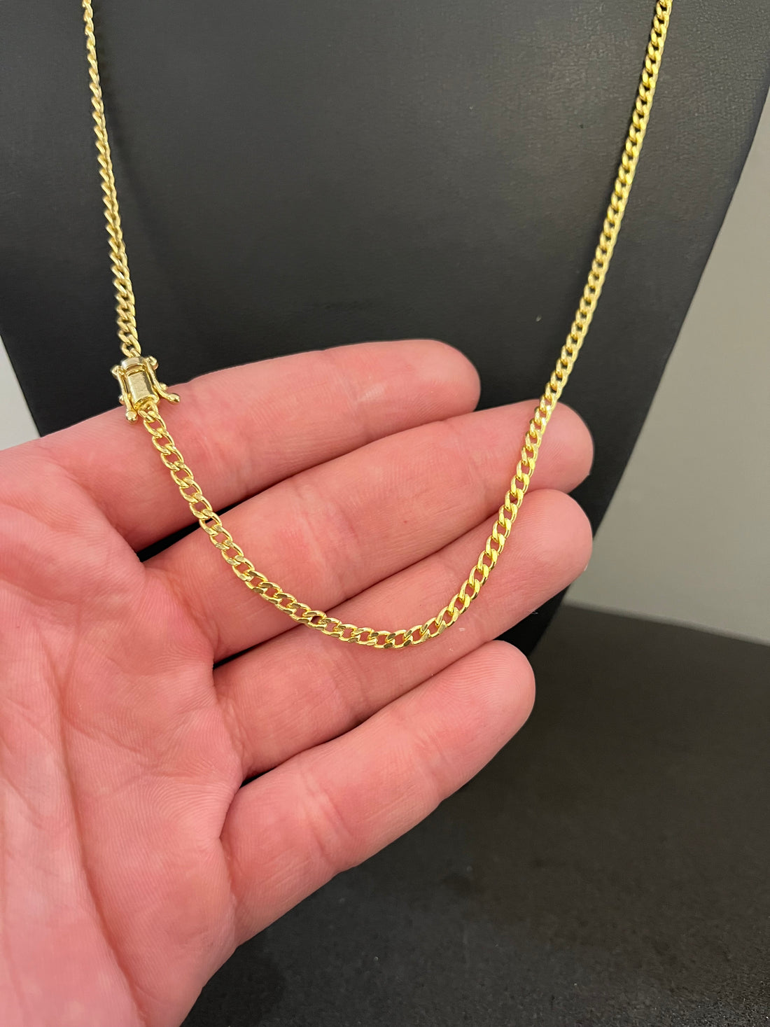 Corrente Pitbull 3mm - 70cm - Fecho gaveta - Banhada a ouro 18k