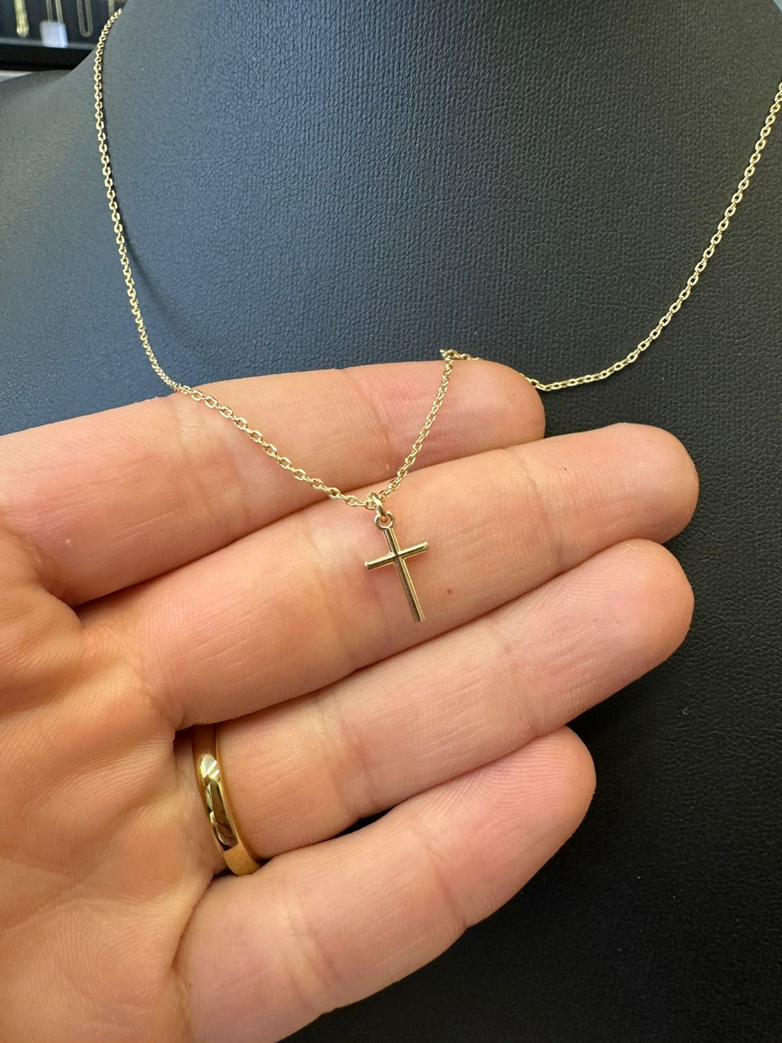 COLAR CADEADO 1,2MM + PINGENTE CRUZ PALITO MINI - BANHADO A OURO 18K