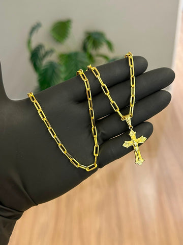 CORRENTE CADEADO ALONGADO 4MM + PINGENTE CRUZ DETALHADA COM CRISTO