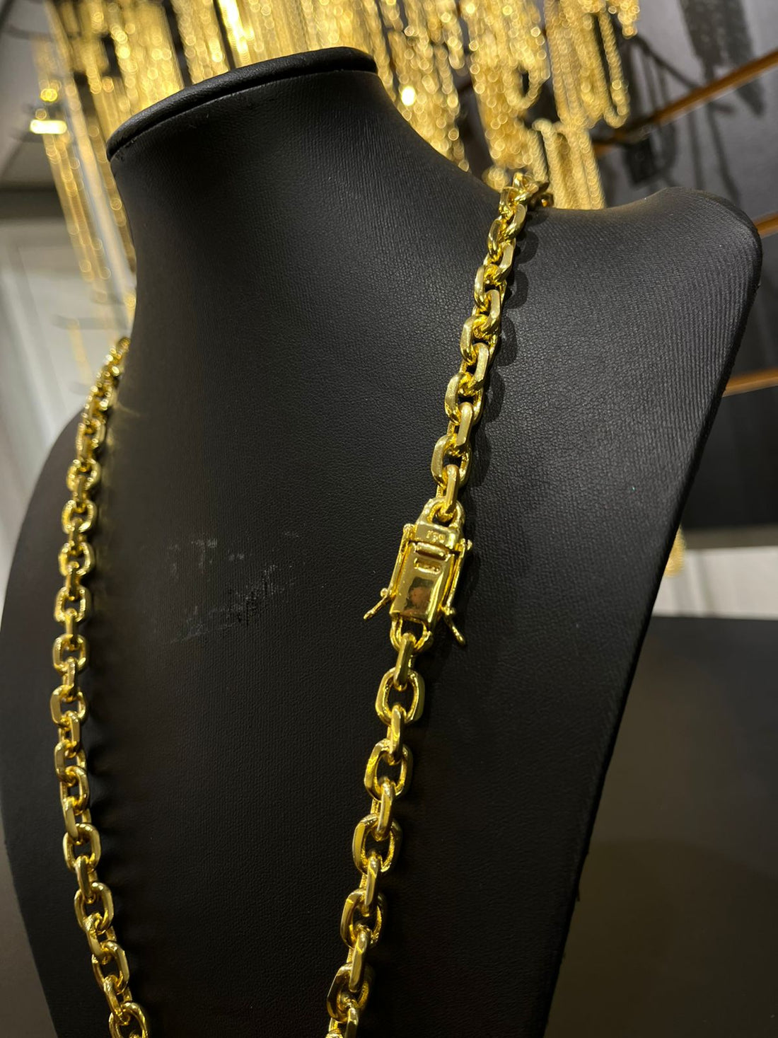 Corrente Cadeado de quina 8mm - 70cm - Fecho gaveta - Banhado a ouro 18k