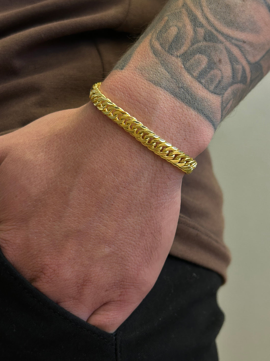 Pulseira Grummet 6mm - Fecho gaveta - Banhado a ouro 18k