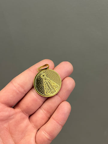 Pingente Placa Nossa Senhora Médio - Banhado a ouro 18k