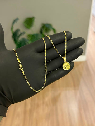 CORRENTE PIASTRINE 1,5MM + PINGENTE FÉ REDONDO PEQUENO - BANHADO A OURO 18K