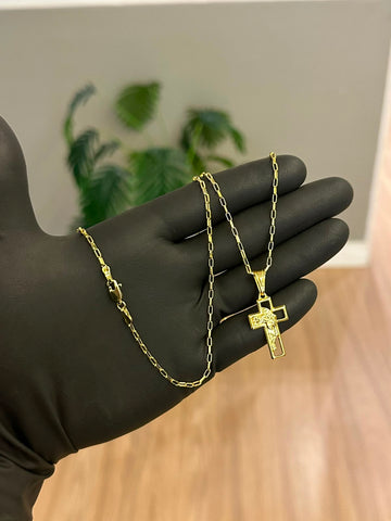 CORRENTE TIJOLINHO 1,5MM - 70CM + PINGENTE ROSTO DE CRISTO NA CRUZ VAZADA - BANHADO A OURO 18K