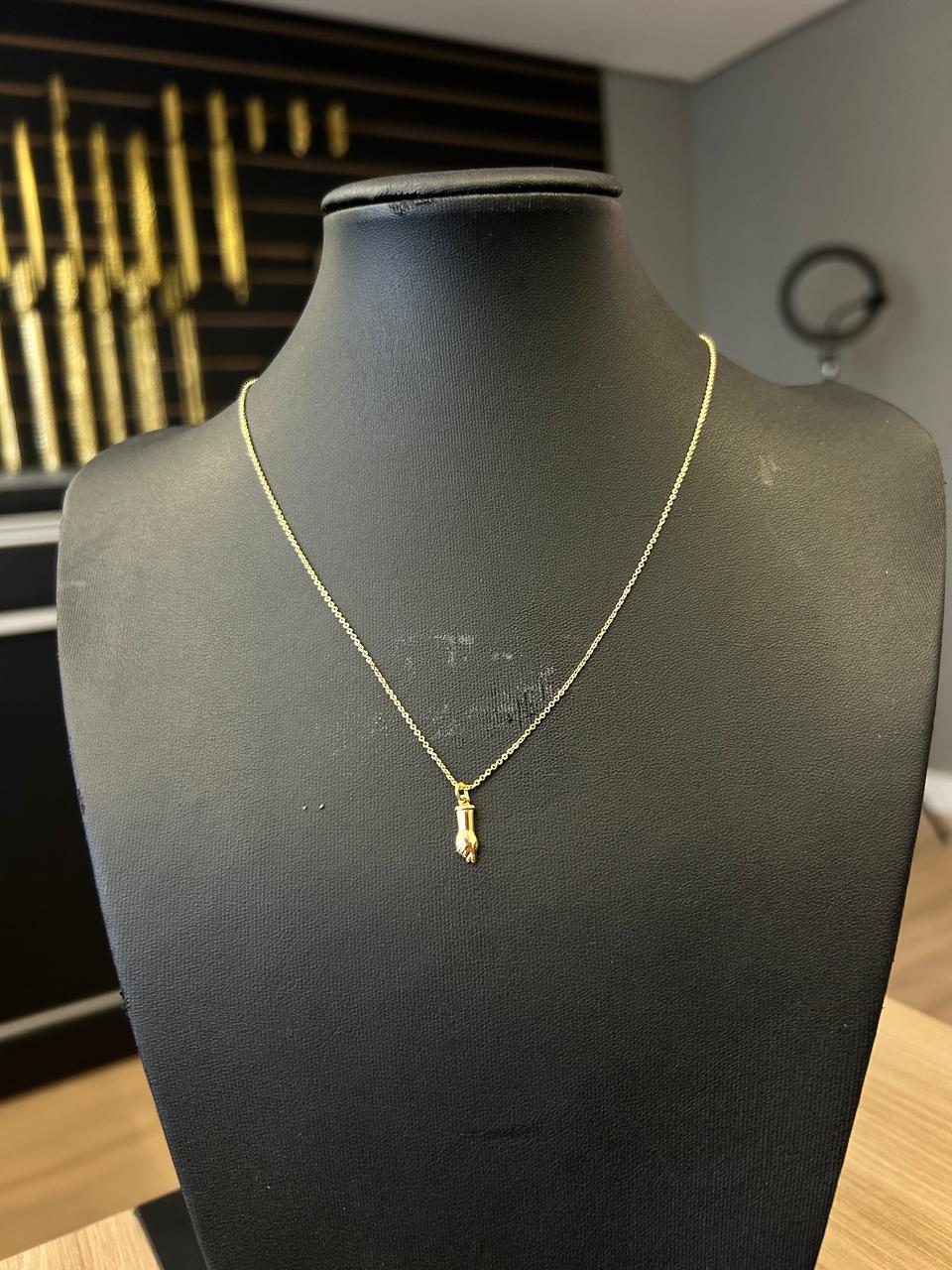 Colar Cadeado 1,2mm + Pingente Figa - 45cm - Banhado a ouro 18k